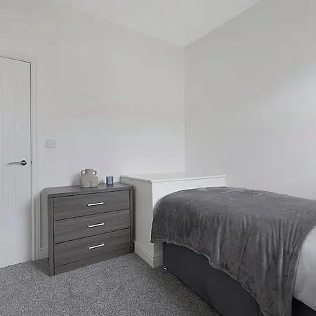 Chic Retreat Coastal Town Sleeps 4 Saltburn-by-the-Sea