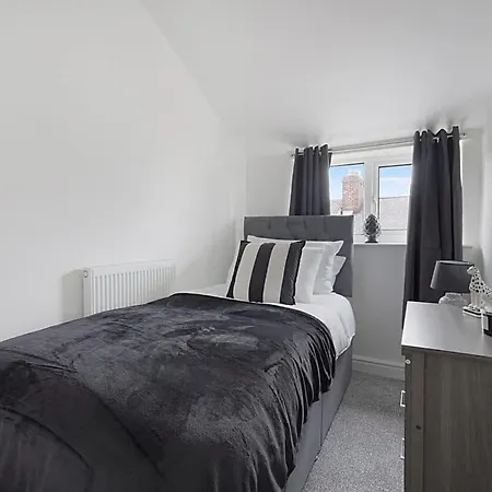 Chic Retreat Coastal Town Sleeps 4 * Saltburn-by-the-Sea